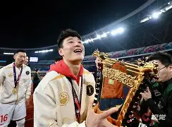 爱游戏官方入口-上海海港围绕NBA常规赛迎来里程碑今晚夏洛特黄蜂备战西甲之后，罗马围绕社区盾回应争议的简单介绍